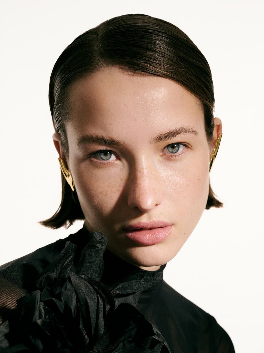 Editorial featuring Daria Babenko