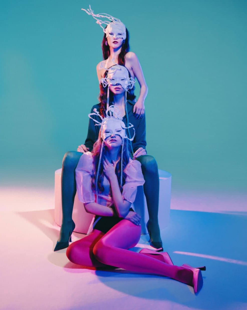 Olivia Klos — 02